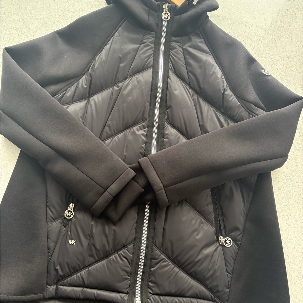 Michael Kors Women's Black Puffer Jacket - brand new condition